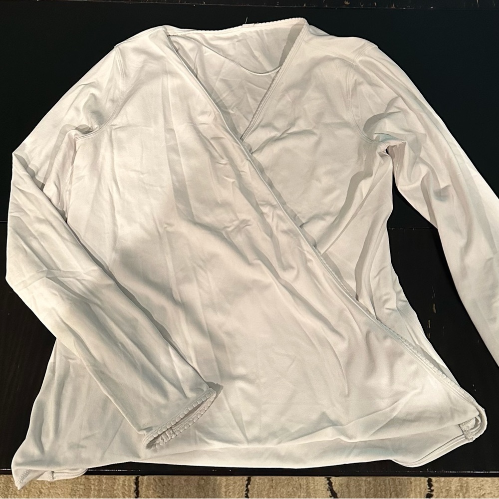 Lulu lemon white long sleeve wrap top. Size 6!